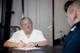 Sjoukje Drenth Bruintjes aan het werk.jpg